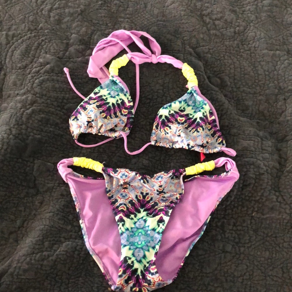 Purple triangle bikini